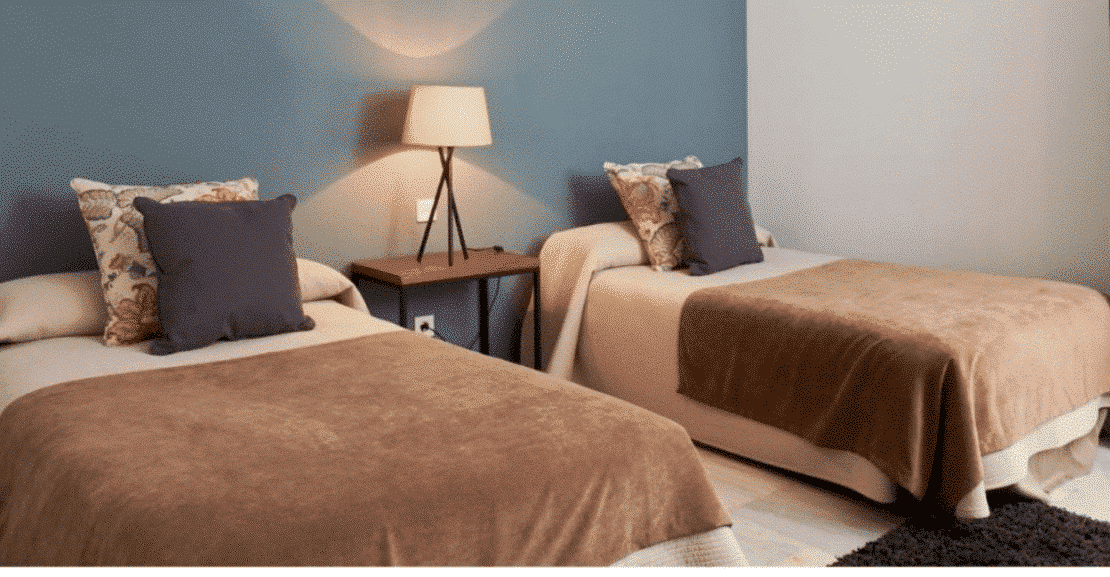 alquiler de coches Hotel Benabola