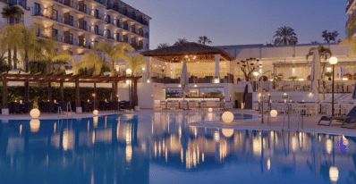 alquiler de coches del Hotel H10 Andalucía Plaza