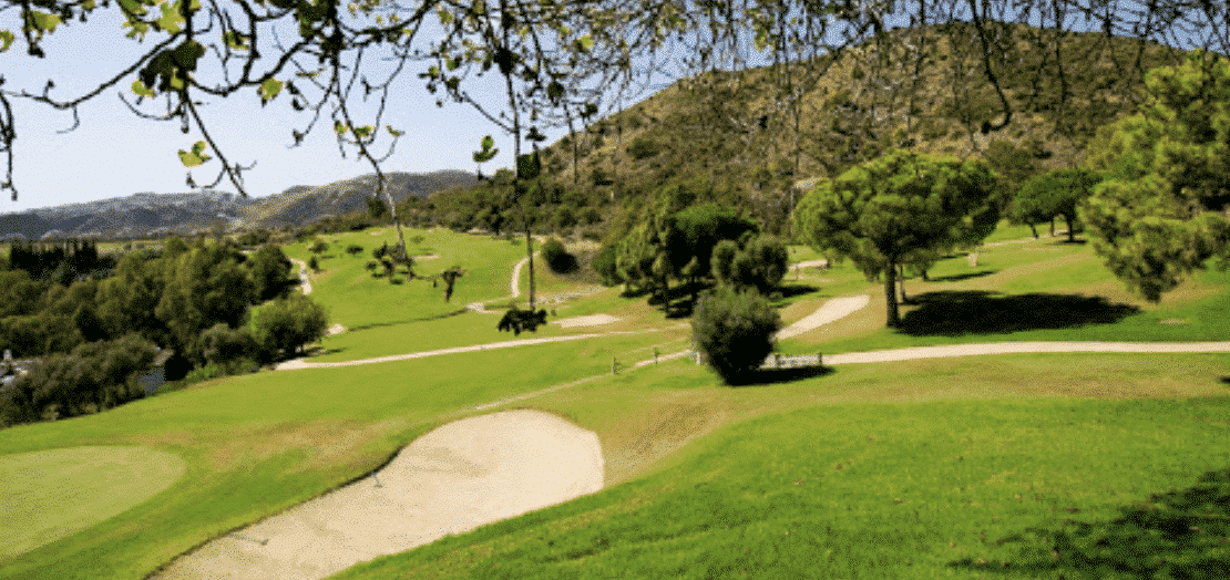 alquiler de coches en campo de Golf Los Arqueros