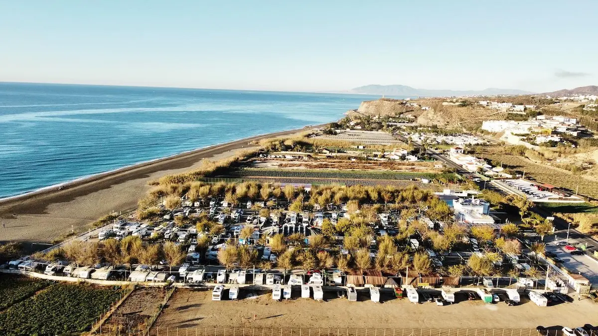 Dostawa samochodu w Almayate – Bahia Sexi