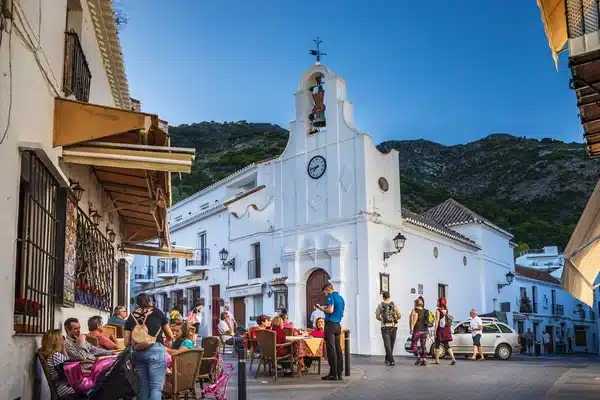 Dostawa samochodu w Mijas Costa – Bahia Sexi